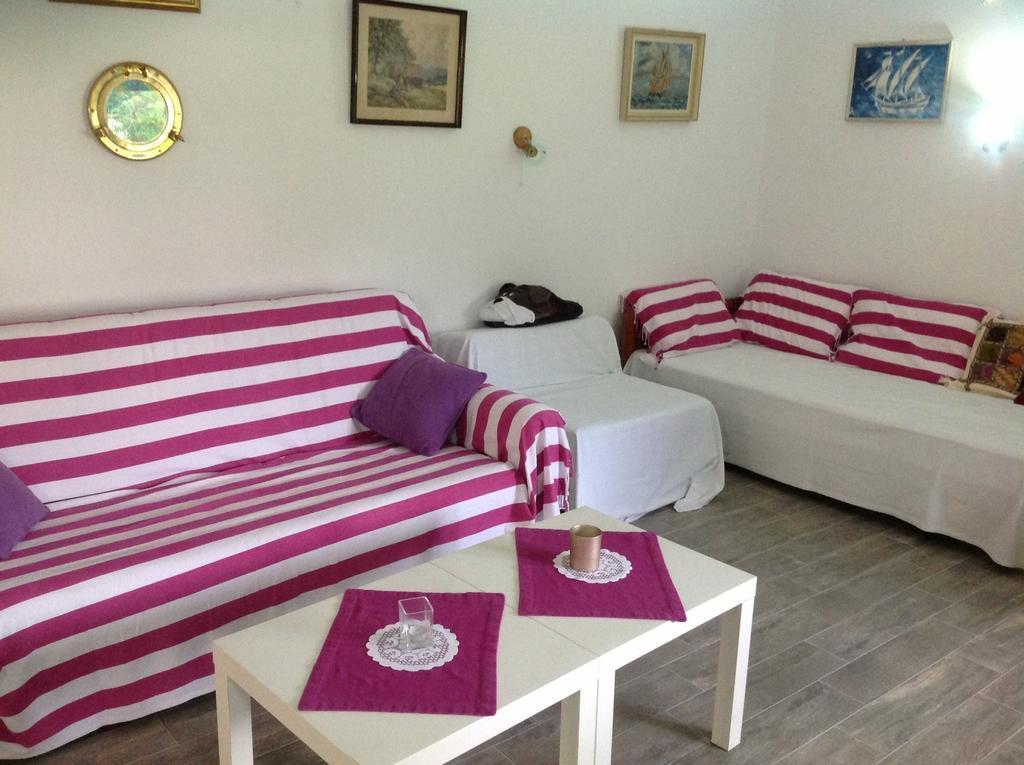 Holiday House Altea Баньоле Стая снимка