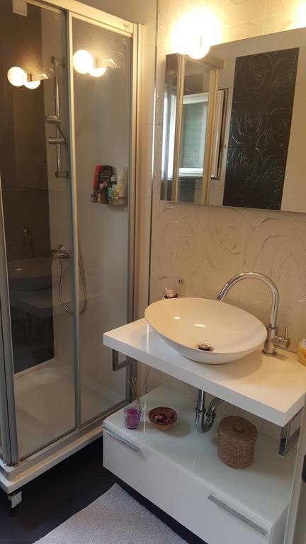 Holiday House Altea Баньоле Екстериор снимка