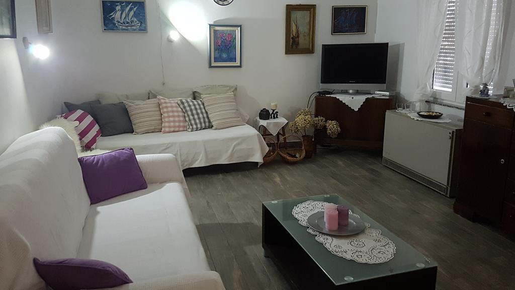 Holiday House Altea Баньоле Екстериор снимка